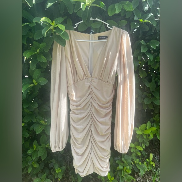 PrettyLittleThing Dress - Picture 5 of 5